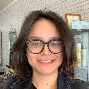 Meet your Posher, Ana